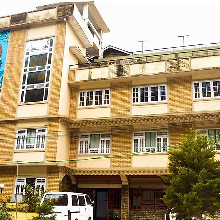 ホテル Tashi Palace ガントク エクステリア 写真