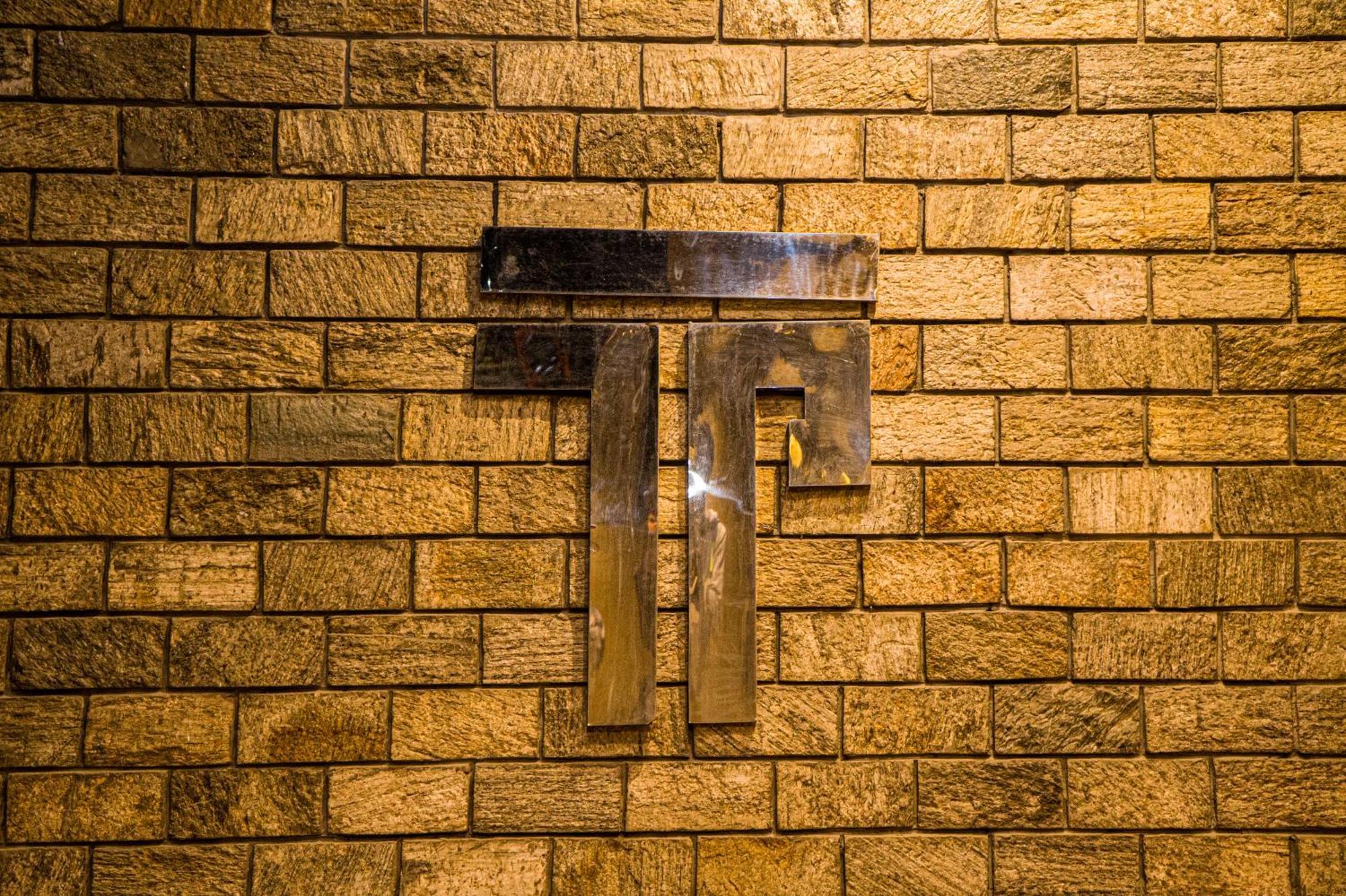 ホテル Tashi Palace ガントク エクステリア 写真